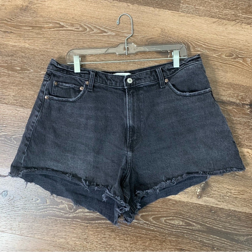 Abercrombie & Fitch Womens black the 90s cutoff relaxed high rise jean shorts 16